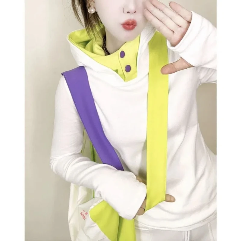 

Fashionable and Casual Age-reducing Contrasting Hooded Cotton Base Shirt Long-sleeved T-shirt