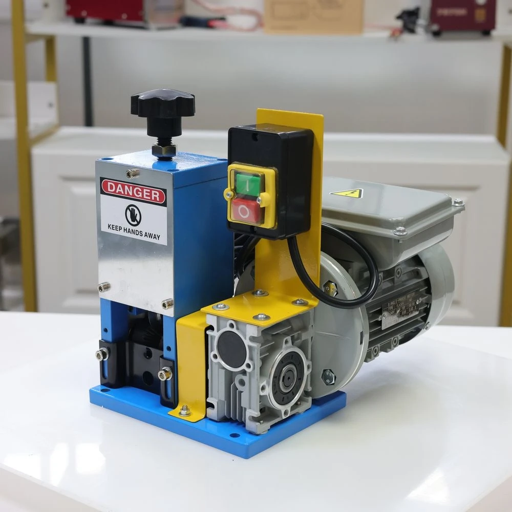 

SMS-025 Рекламная распродажа Автоматическая машина для зачистки проводов с ломами кабеля 1,5-25 мм