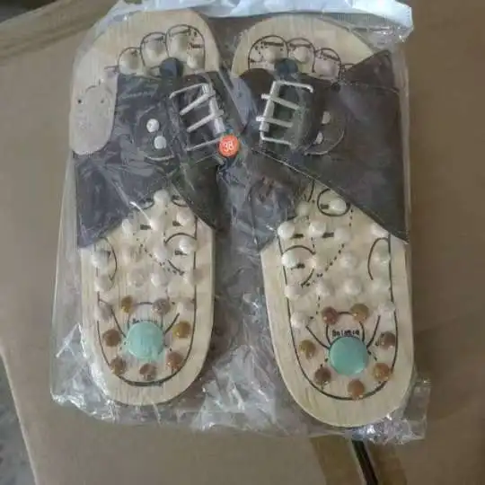 T08 Home shoes protect  Goose egg stone massage acupuncture care foot massage shoes / male female summer sandals and slippers