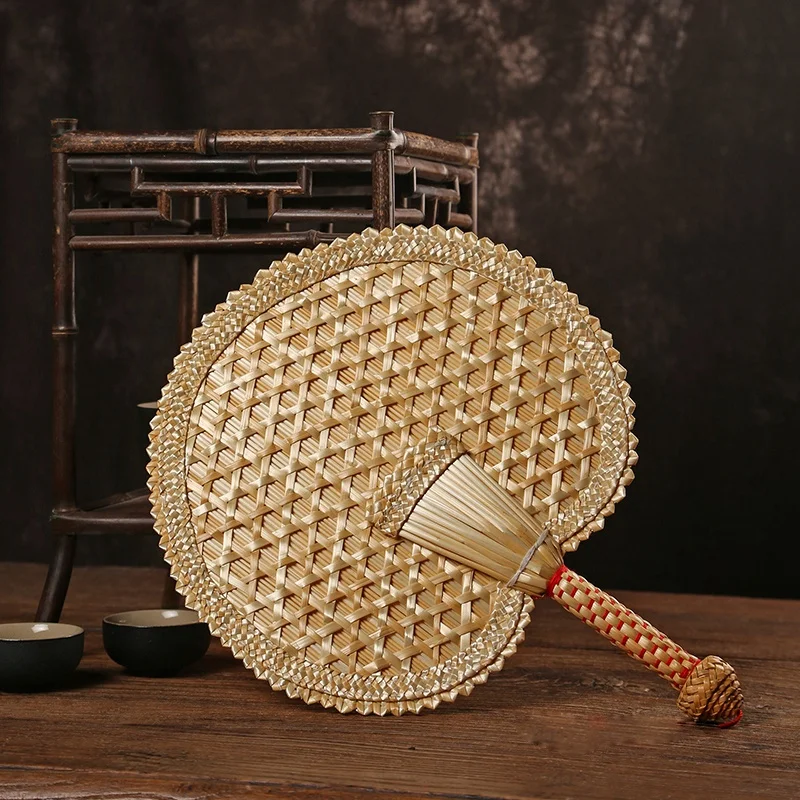 Hand-Woven Woven Straw Hand Fan Old Summer Natural Hand Fan Environmentally Friendly Hand-Woven Fan Decorative Round Fan