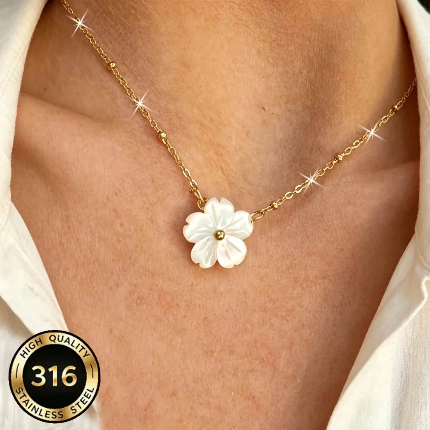 Stainless Steel Ruffled Little White Flower Necklace with 3D Petal Pendant Light Luxury and Gentle Vibe Girls' Collarbone Chain
