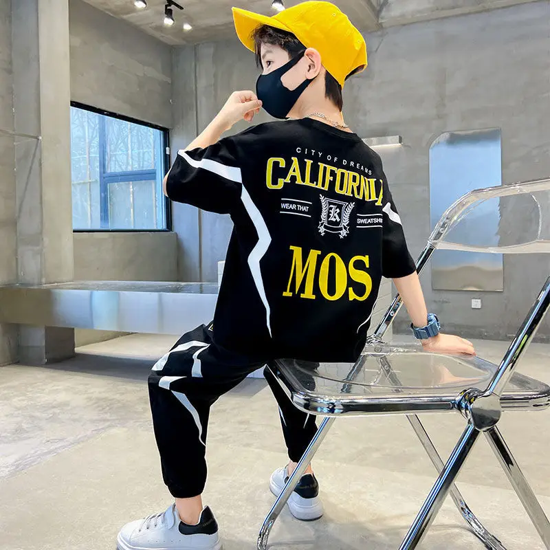 Summer Teenage Boy Clothes Set Children Girls Letter Print Tshirts And Pants 2 Pieces Outfits Kids Top Botton Suit Tracksuits