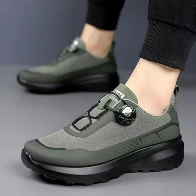 

Fashionable Men's Casual Shoes Rotation Button Design Thick Bottom Anti-Slip Outdoor Sports Shoes Black Commuting Shoes