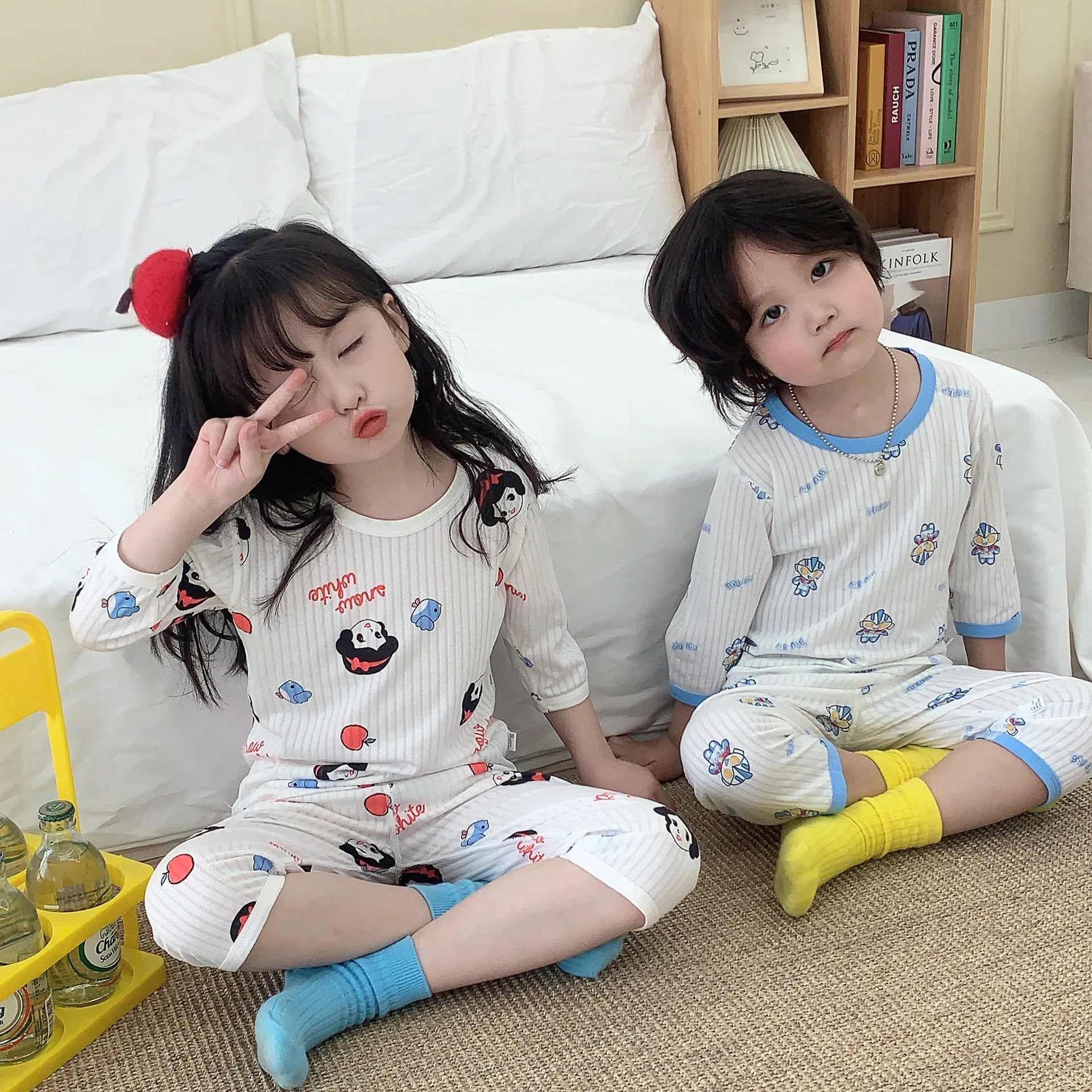 Summer thin seven quarter sleeved children's pajamas, girls' cartoon home clothing set, baby short sleeved air-conditioned