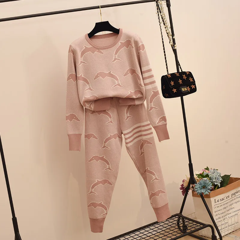 

Осень-зима, брендовый дизайнерский вязаный полосатый жаккардовый свитер с дельфином, повседневный свитер с круглым вырезом, комплект из двух предметов, женский модный спортивный костюм