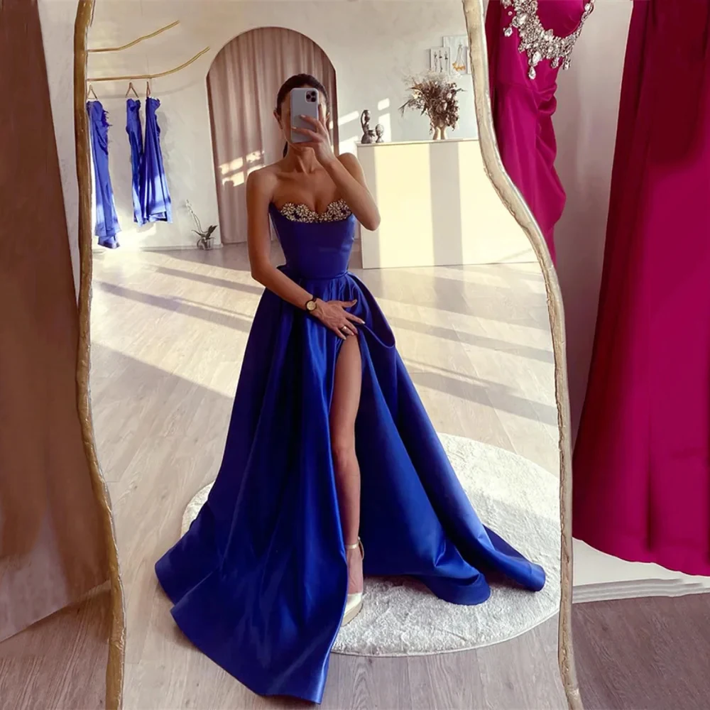 

Customized Fashion High Quality Exquisite Formal Gowns Sexy strapless A-line with Sweep Train Evening Dresses Front High-Slit Go