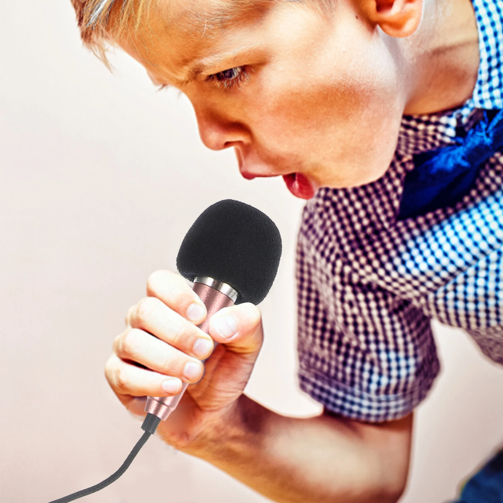 

2pcs Miniature Microphone Small Singing Tool Portable Phone Mic Alloy H held Kids Recording Live Streaming Video Blogging
