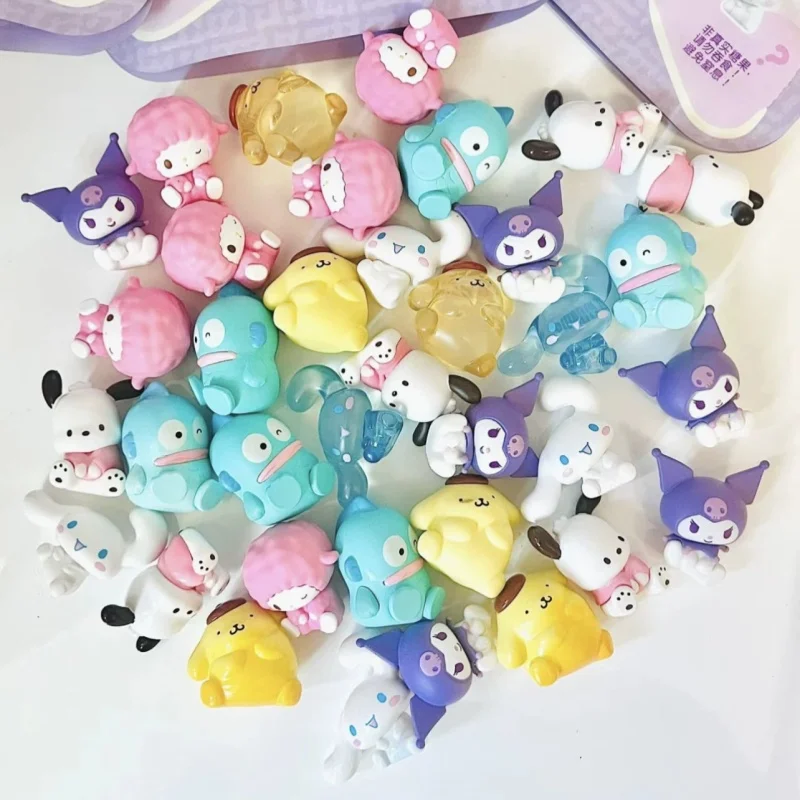 Sanrio Family Blind Box Tilted Head Candy Granule Series Mini Cute Granule Blind Bag Trendy Play Cute Ornament Model Toy Gift