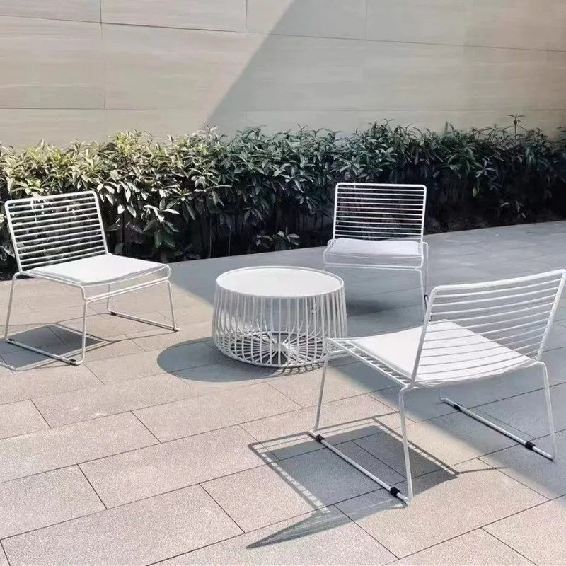 Mesas y sillas nórdicas simples para ocio al aire libre, hierro forjado, tienda de té de la leche, cafetería, balcón, patio al aire libre, mesa y chai de jardín