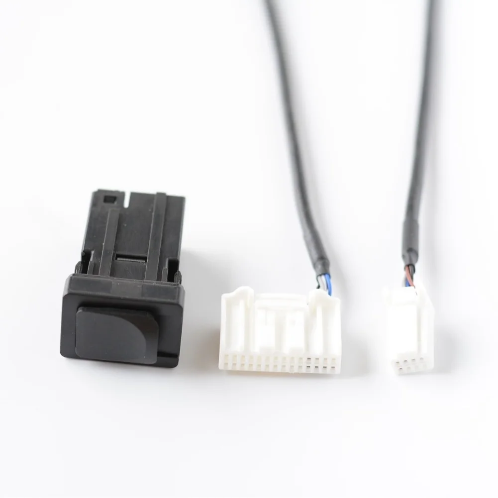 28 Pin AUX Audio Socket Interface for Toyota 2009+ Models Supports External Audio Source Integration Into Factory Radio