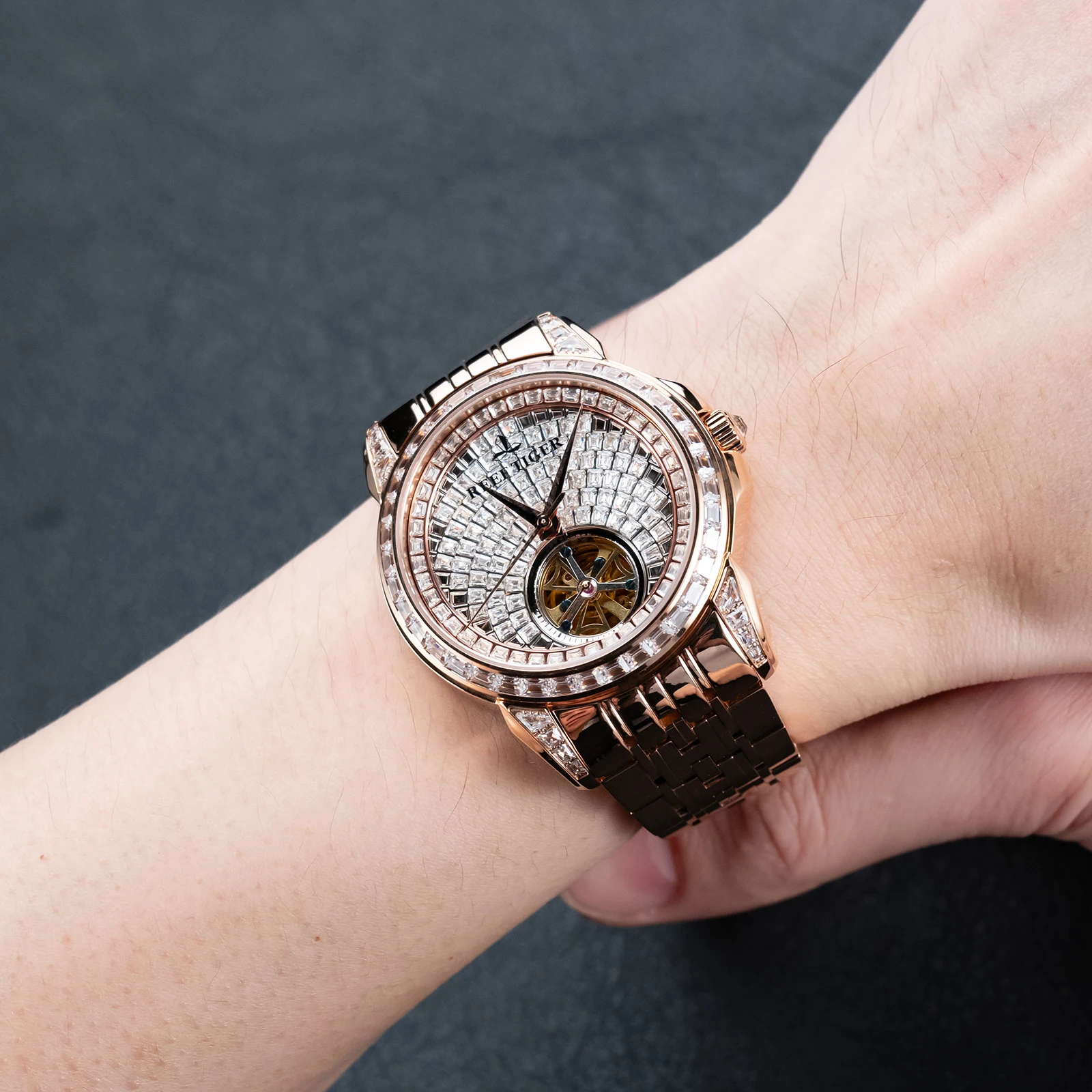 

Reef Tiger RT Elegant Full Diamonds Dial Mens Mechanical Watch Brilliant Rose Gold Bracelet Band Classic Clock RGA1905