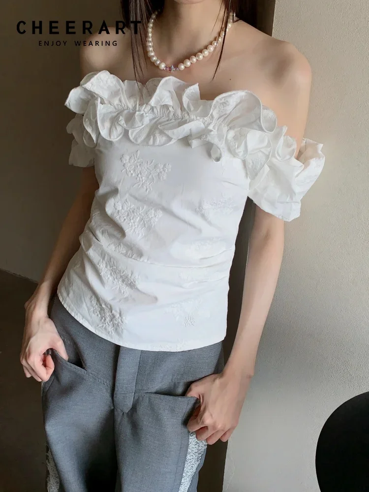 

CHEERART жаккардовая белая дизайнерская блузка с оборками для женщин с открытыми плечами без бретелек с открытой спиной милые топы летняя модная одежда