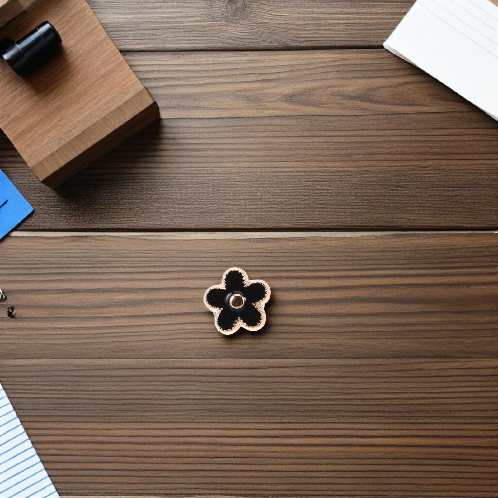 

20Pcs Metal Flower Button Covers Snap Fasteners for Women Shirts Blouses Dresses Quick Application Portable Safety