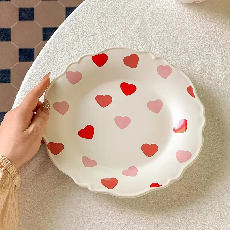 Heart Print Ceramic Plates New Household 9 Inch Floral Shape Good-looking Serving Plates High Temperature Firing Craft Tableware