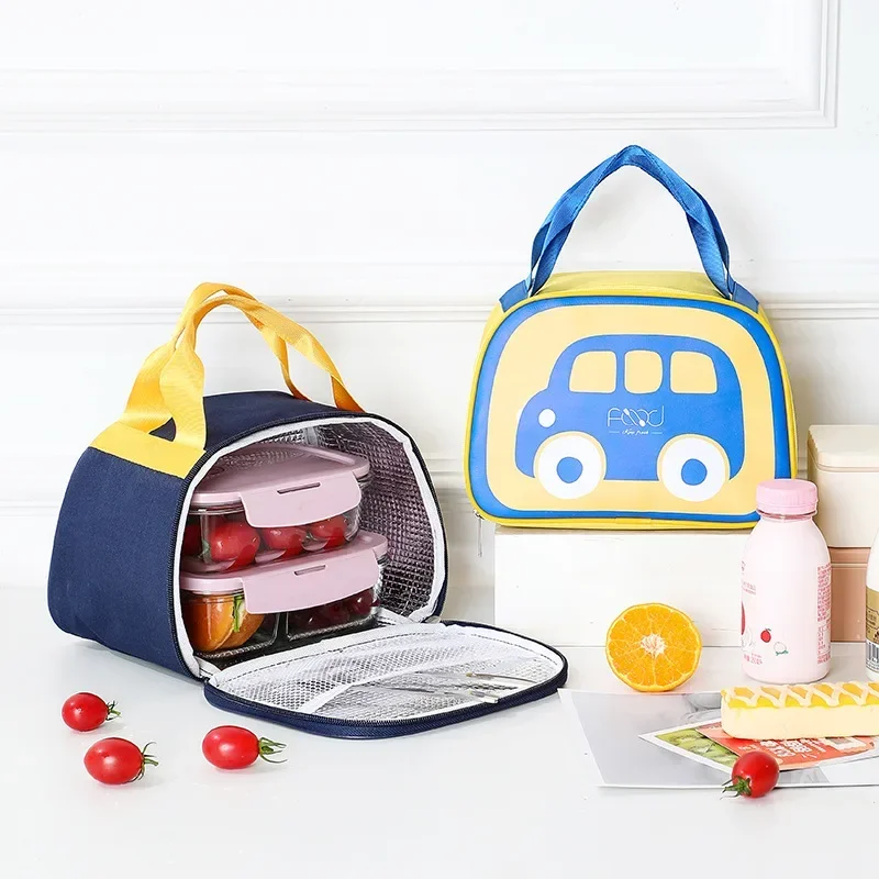 Student Lunch Bag Portable Insulated Thermal Lunch Box Picnic Food Fresh Cooler Bags Cute Cartoon Car Children Handbag حقائب