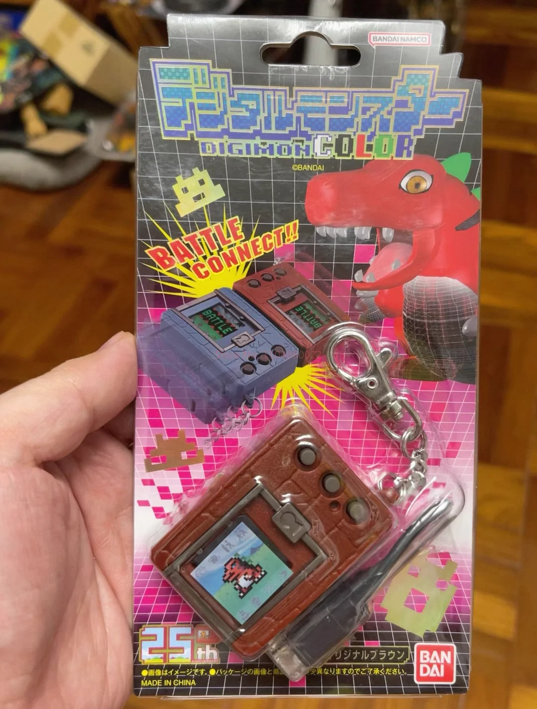 Digimon Original de Bandai, Digivice Color, Edición del 25 Aniversario, Pantalla a Color, Reedición, Juguete Electrónico Coleccionable para Fanáticos y Coleccionistas