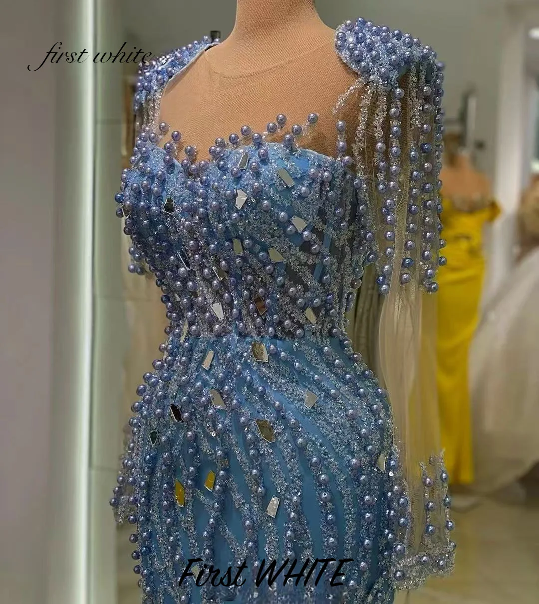 

Customized Fashion Blue Beautiful Pearls Evening Dress Beaded Mermaid Wedding Party Dresses Dubai Plus Size Celebrity Dresses