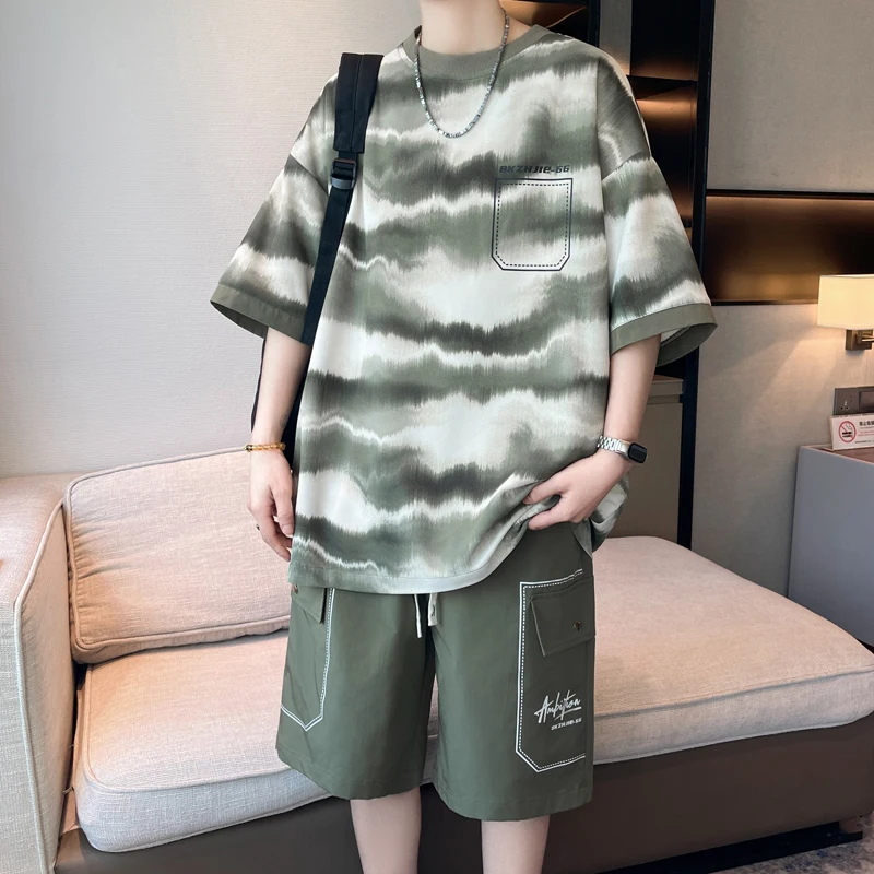 

Men's Casual 2-Piece Sportswear Set Streetwear Fashion Tracksuit T-Shirts and Shorts Beachwear Summer Sweatshirt T-Shirts Set