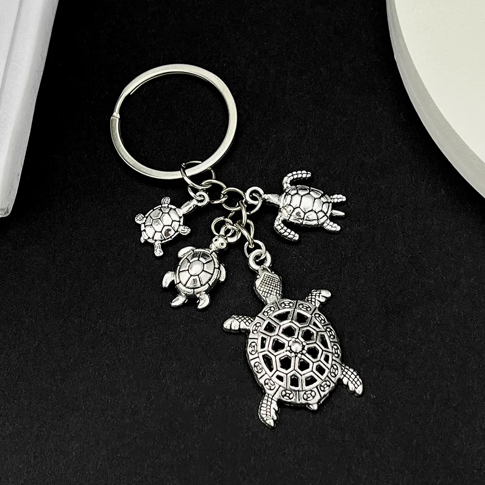 Creative Fashion Charm Silver Color Sea Turtle Keychain for Women Retro Exquisite Marine Animals Backpack Keyring Accessory Gift