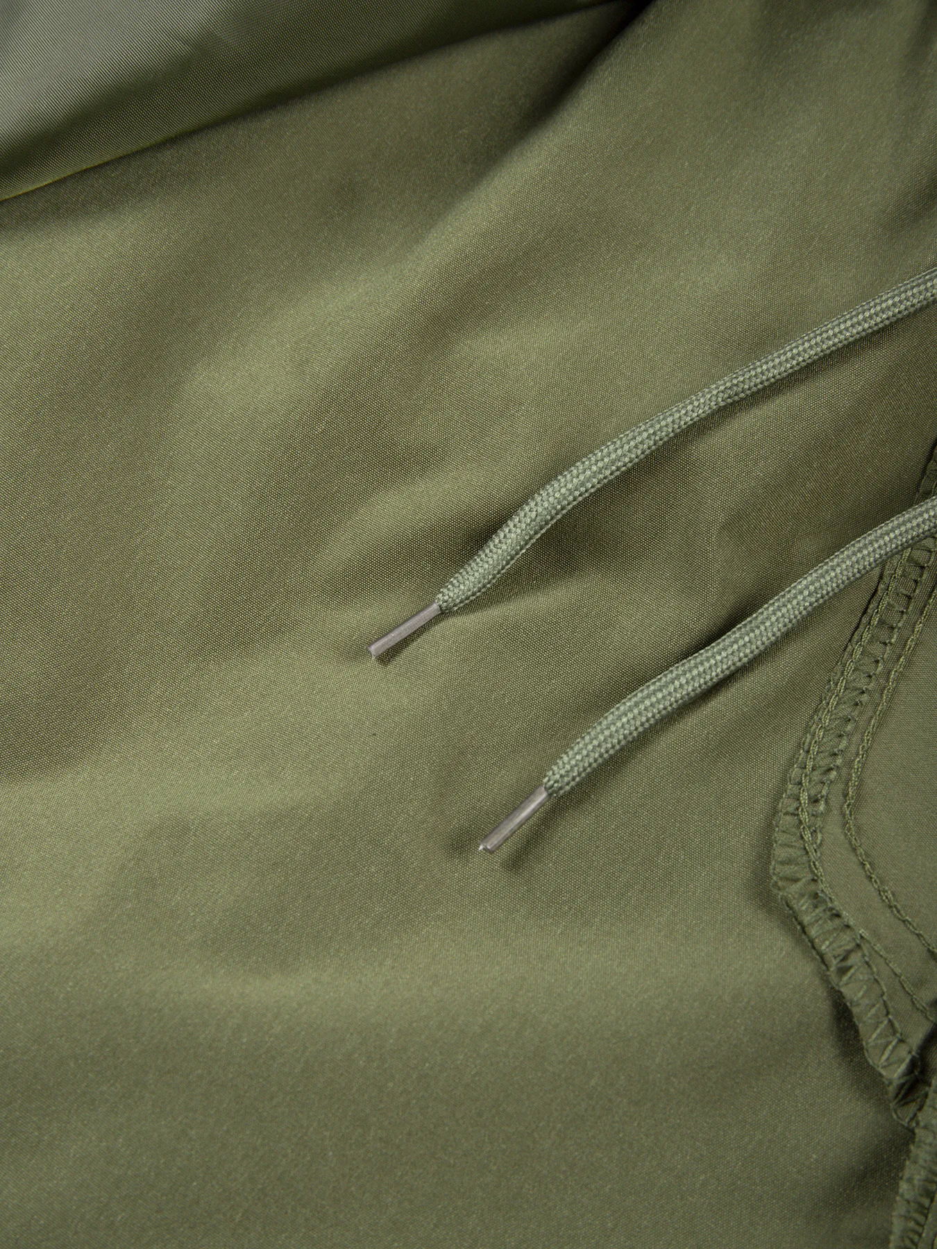 Gerade geschnittene Cargo-Shorts für Herren, leicht, atmungsaktiv, einfarbig, Kordelzug an der Taille mit Reißverschlusstaschen, lässige Sommer-Shorts – Detail 15