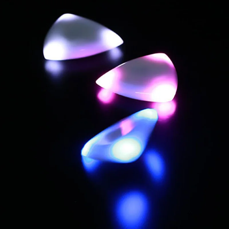 Guitar Luminous Picks LED Lightning Pick Touch Glowing Picks Thickness 0.6mm/0.9mm/1mm for Bass Electric/Acoustic Guitar