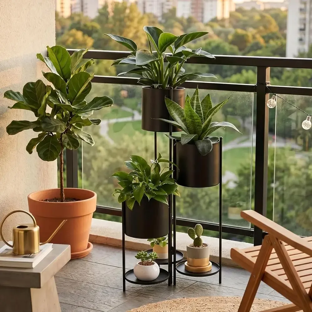 6-Tier Metal Plant Stand for Indoor and Outdoor Use, Holds Multiple Potted Plants, Black