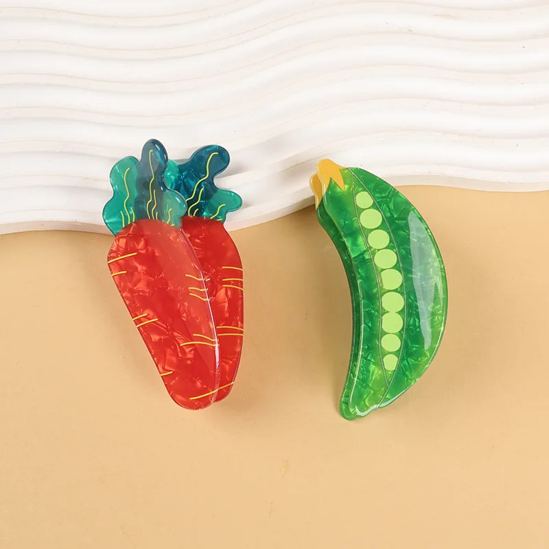 

2025 NEW Simulated Vegetable Series Acrylic Hair Claw Cute Cartoon Carrot Peas Hair Claw Clips for Women Girls Hair Accessories