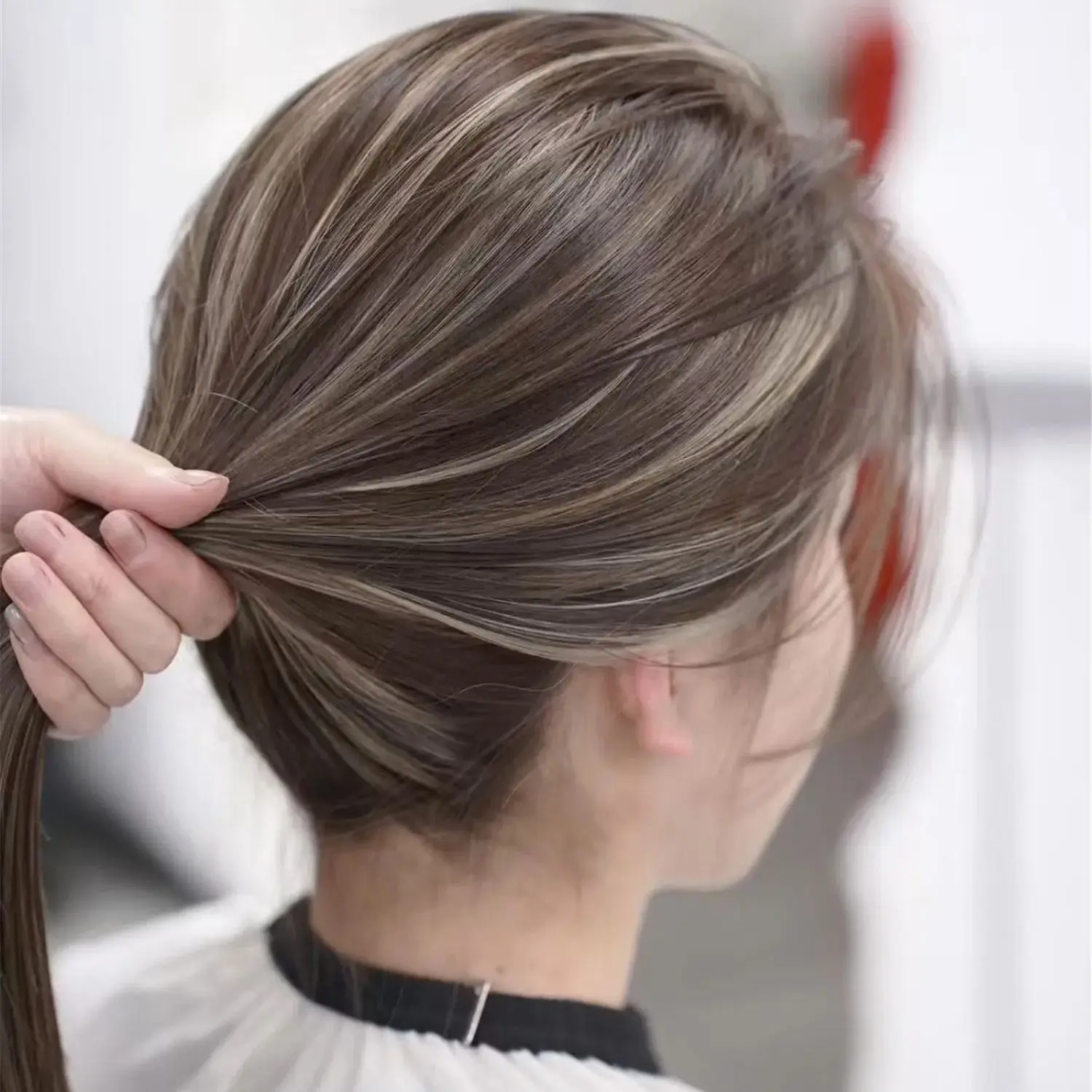 

Темные парики с коричневой основой и светло-бежевыми прядями, натуральные прямые, синтетические, длинные волнистые, с невидимым кружевным фронтом 13*4 HD