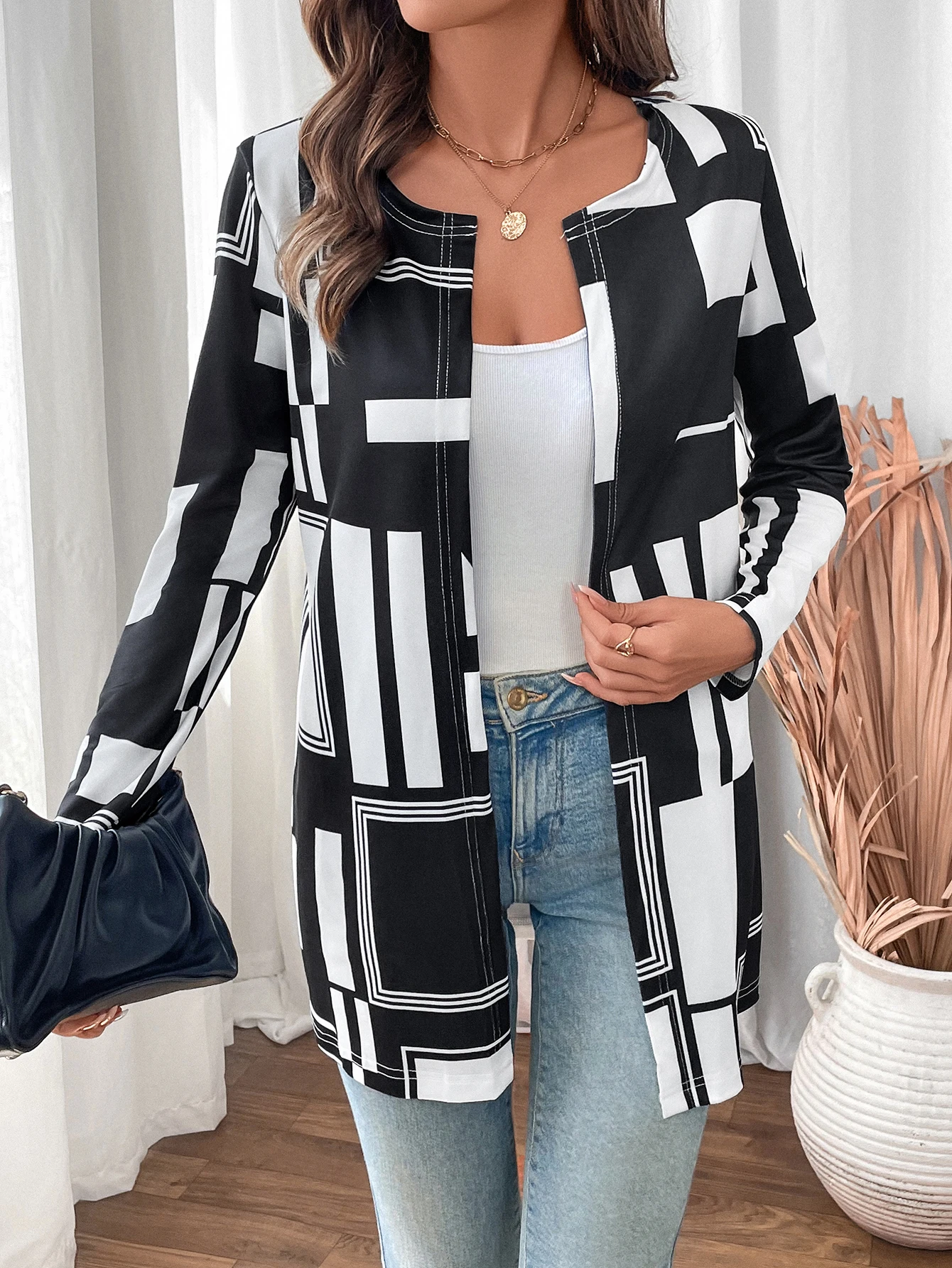 Women Black White Geometric Print Open Front Long Cardigan Crew Neck Long Sleeve Casual Loose Ladies Outerwear Jacket