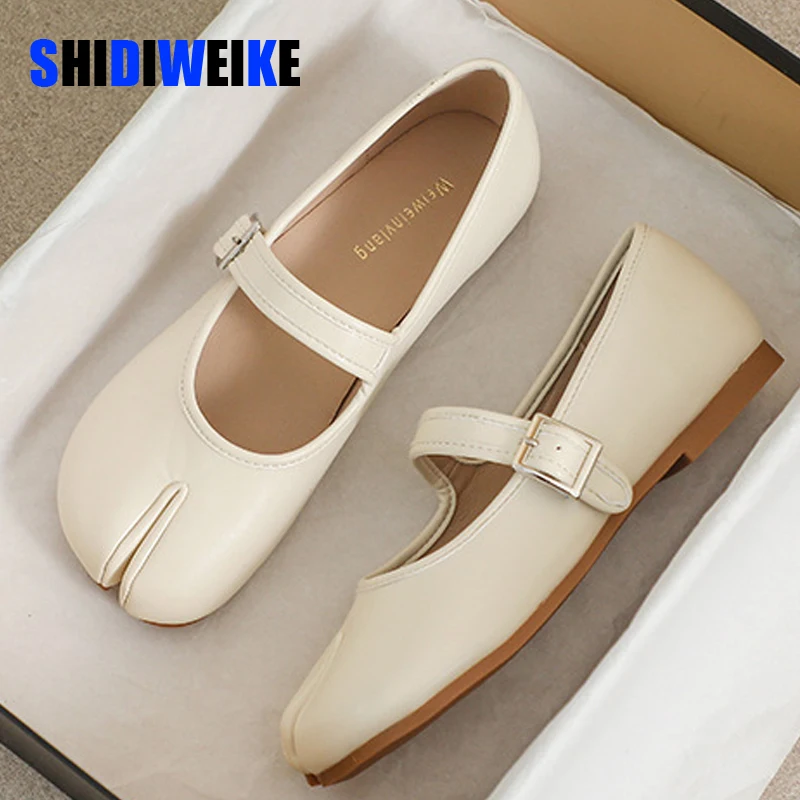 

SDWK leather split toe flat shoes woman mary janes tabi ninja flats female cozy dress shoes ankle belt moccasins plus size 43