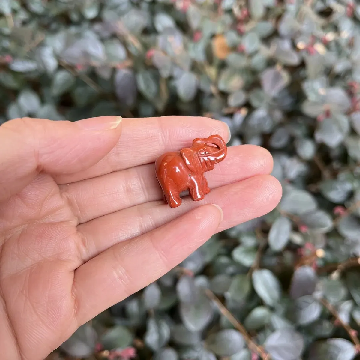 1 in Mini Crystal Carvings Elephant, Pocket Gift Crystal Gift Animal Statue Crystal Statue Bare Stone Healing Stone