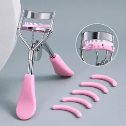 Stainless steel eyelash curler with 5 silicone pads and built-in comb, portable and scratch free eyelash curler