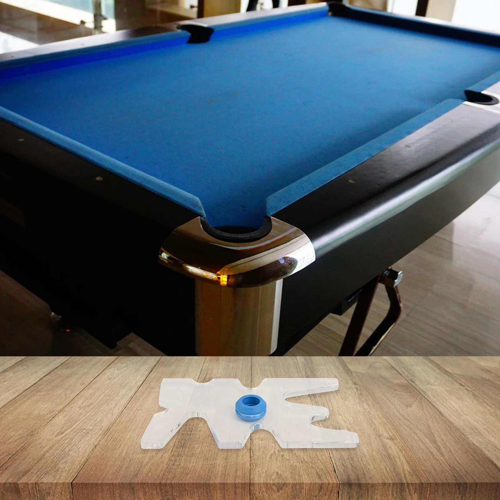 

Держатель для кия для бильярда с семью регулируемыми положениями по высоте и защитой от скольжения с помощью резиновых втулок, прозрачный акриловый дизайн