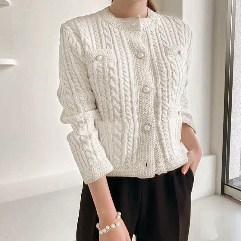 Elegant Button V-neck Women Cardigans With Pocket Harajuku Knitted Coat Korean Fashion Knitwear Tops Female O-neck Outwear Tops