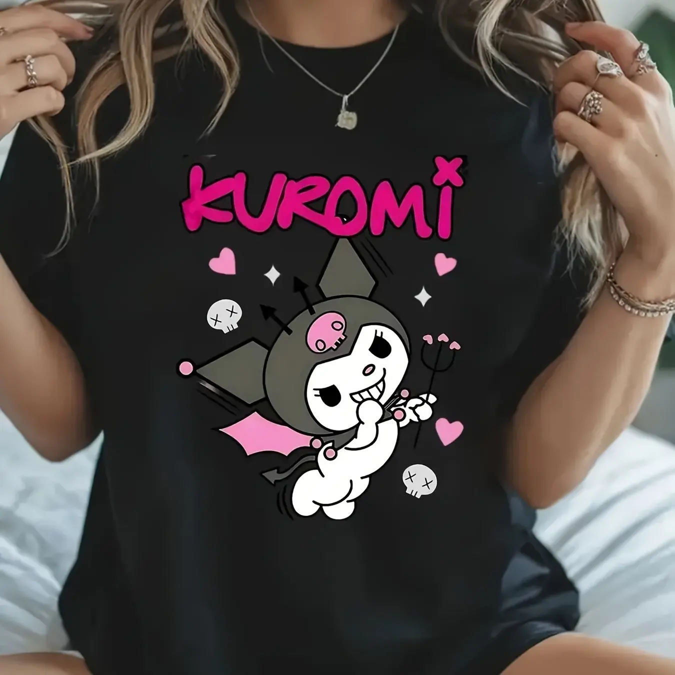 

Sanrio Hello Kitty and Kuromi Pattern T-shirt - Black Pink White Print, Breathable Short Sleeve Round Neck Casual Top