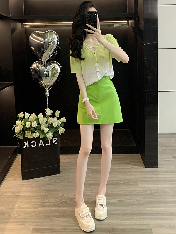 

Summer Anti-Aging Knitted Short Sleeve Open Cardigan And Green Short Skirt Two-Piece Set Women's Fashion Casual Sportswear