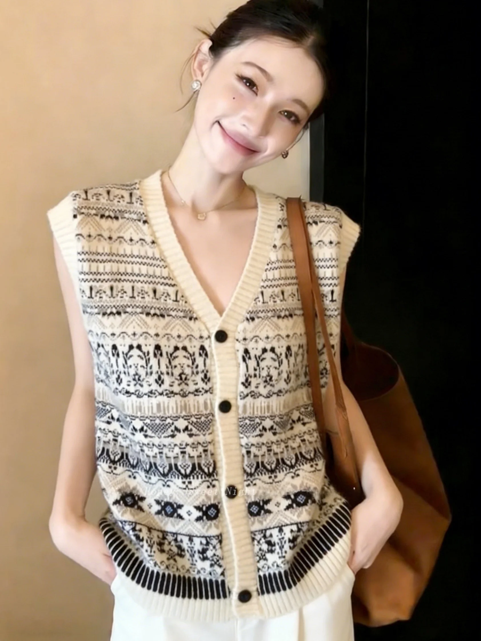 

Новая весенняя женская вязаная жилетка в стиле Fair Isle с V-образным вырезом, винтажный модный топ из шелкового материала премиум-качества