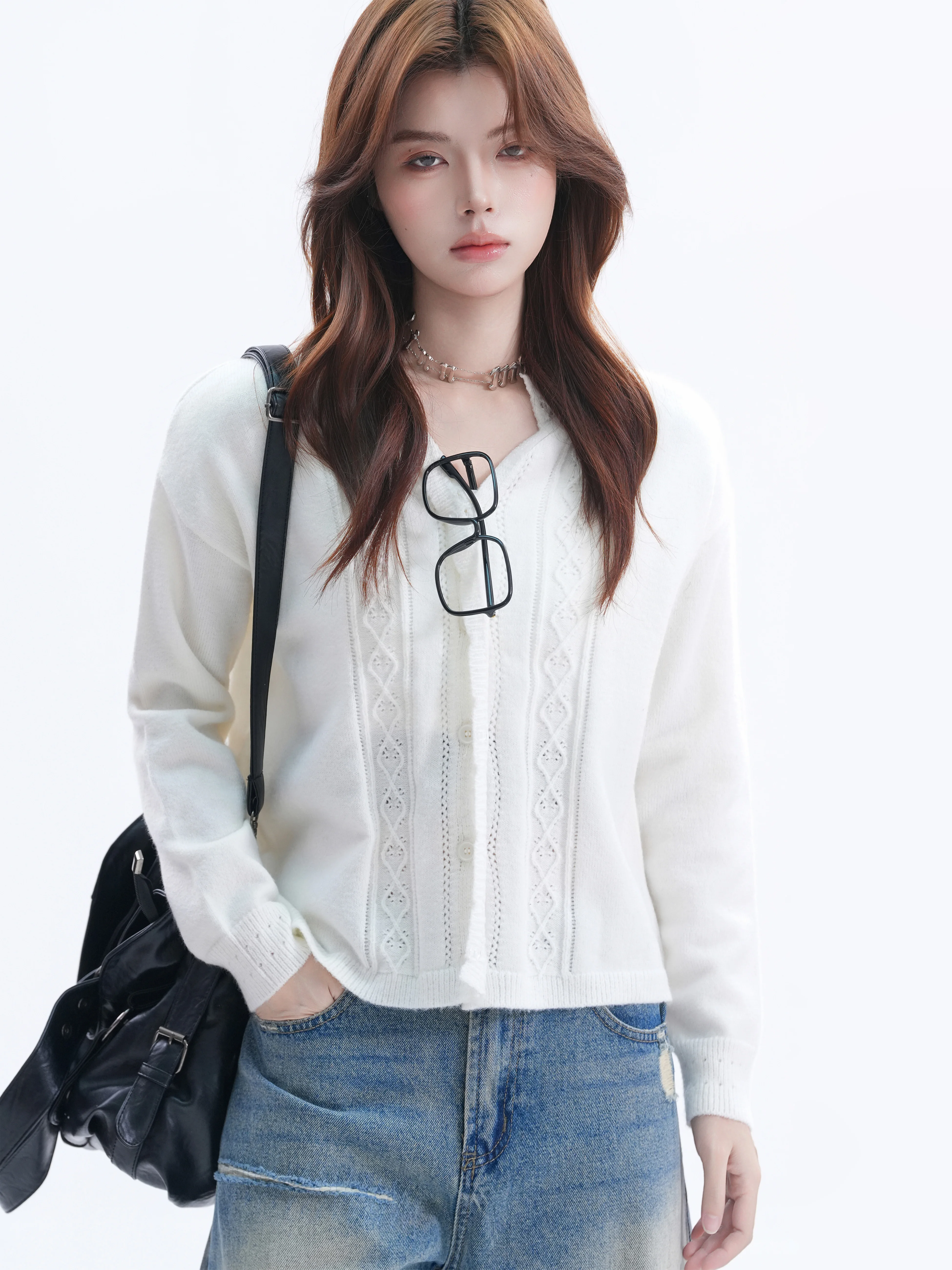 Early Autumn Korean Style Knitted Hollow out V-Neck Sweater Short Sweet Style Button Casual Loose Fit Long Sleeve Women's Top