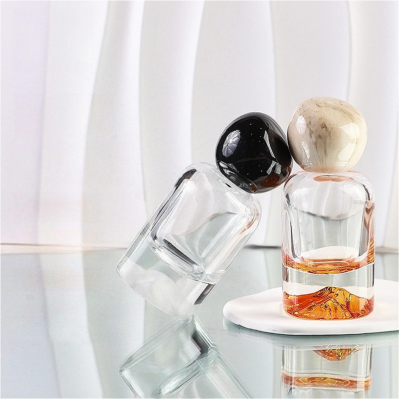 

30ML 50ML 100ML Thick-Base Perfume Bottle with Heavy Glass & Pump, Refillable Cosmetic Container in Multi-Cap Colors