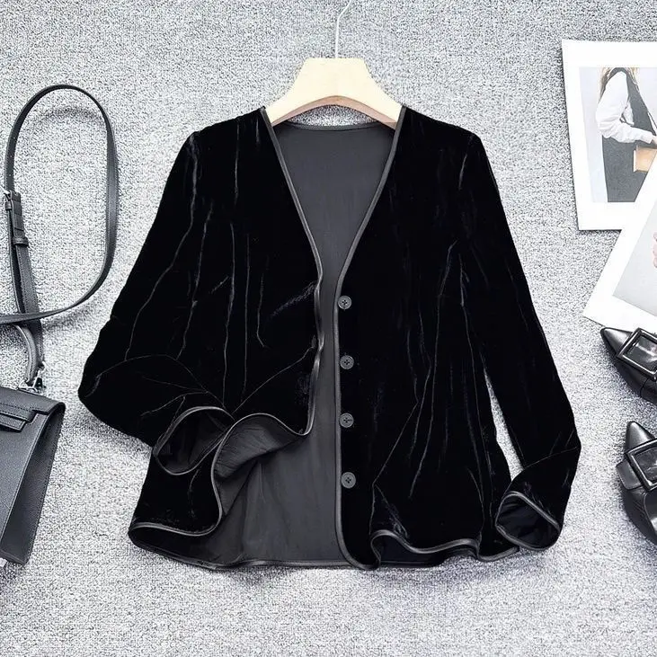 Cardigan Aperto in Velluto Casual e Versatile, Capospalla Snellente per Donne, Tendenza Moda Autunno 2025 con Dettaglio Bottoni in Poliestere