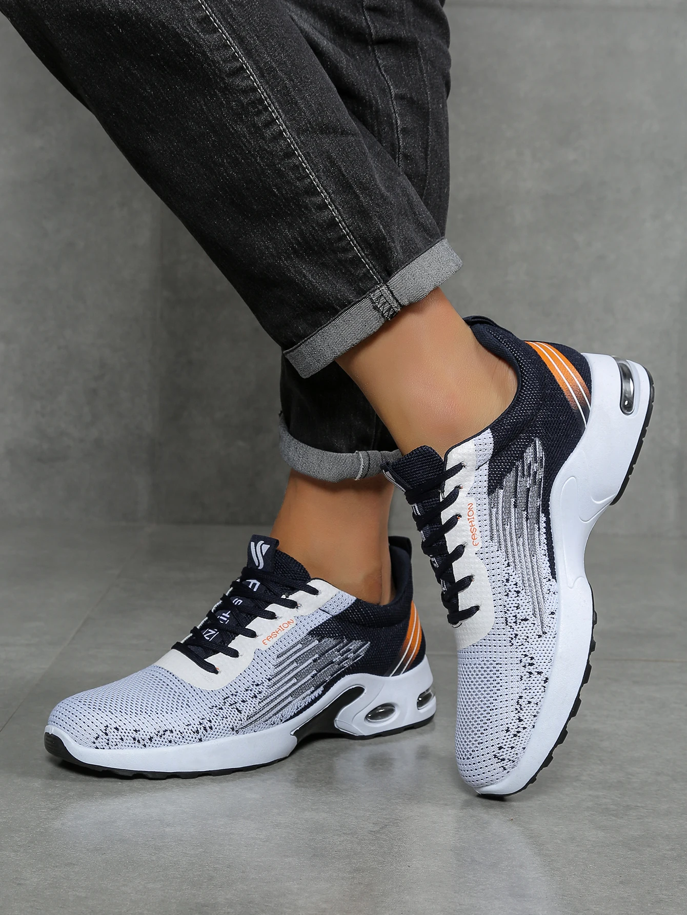 Atmungsaktive Schnür-Laufschuhe für Herren, Gestrickte Mesh-Freizeitschuhe, Bequeme Schuhe mit Gepolsterter Sohle für den Täglichen Gebrauch – Detail 4