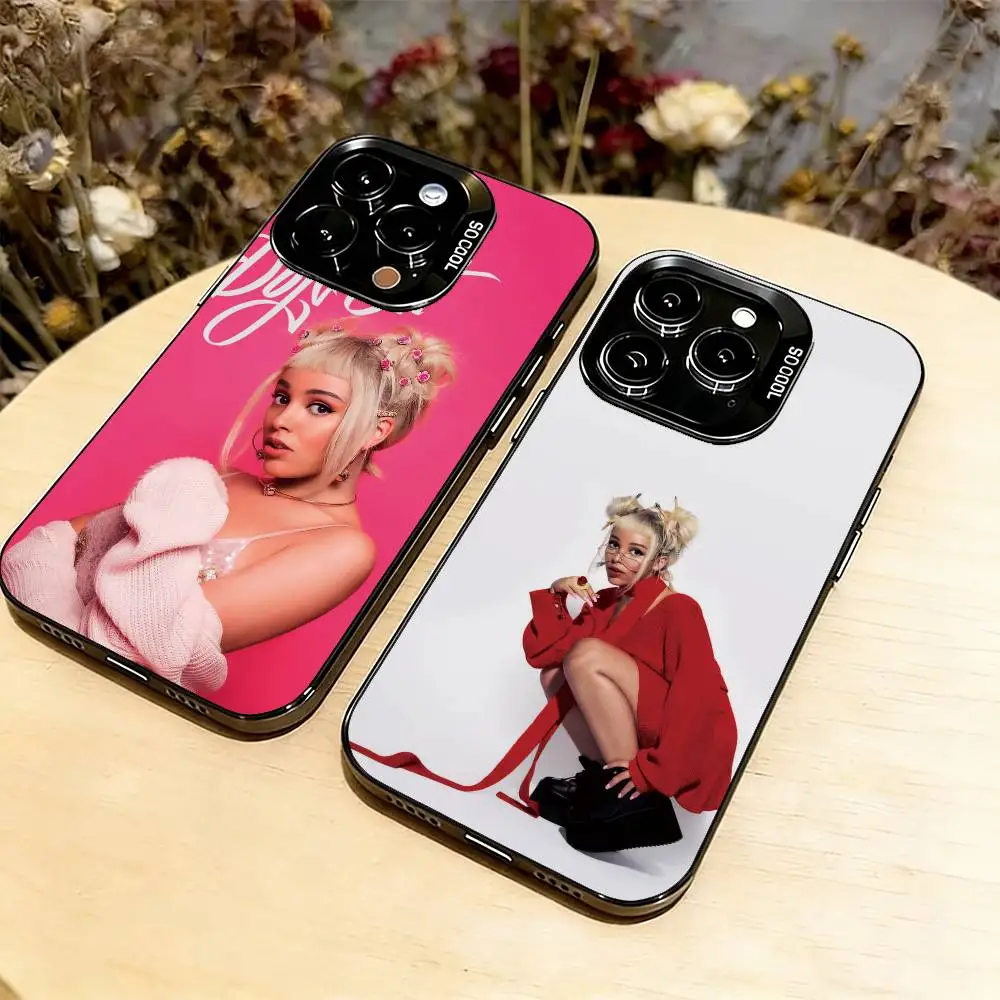 

Doja Cat Singer Phone Case For iPhone 17,16,15,14,13,12,11 Plus,Pro Max,XS,Colored Silver Plated Inside Cover