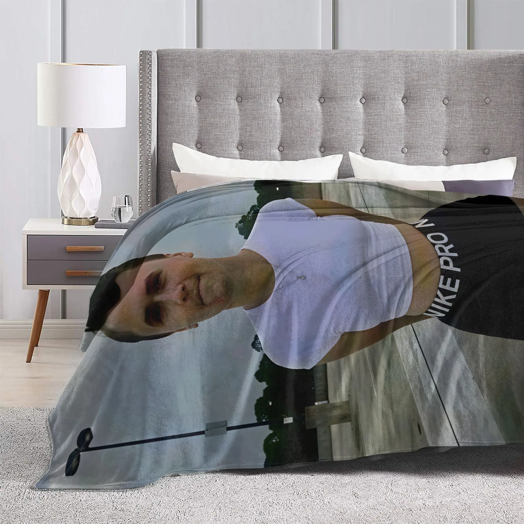 Park Charlie Kirk Crossdressin - огляд і ціна Home Decor Fallout 4