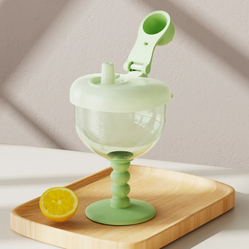 Baby-Kelchbecher mit Deckel, niedliches Weinglas-Design, Reise-Trinkbecher für Kleinkinder, 180/150 ml, auslaufsicherer Getränkebecher, Milchflasche, Kindergeschenk – Detail 6