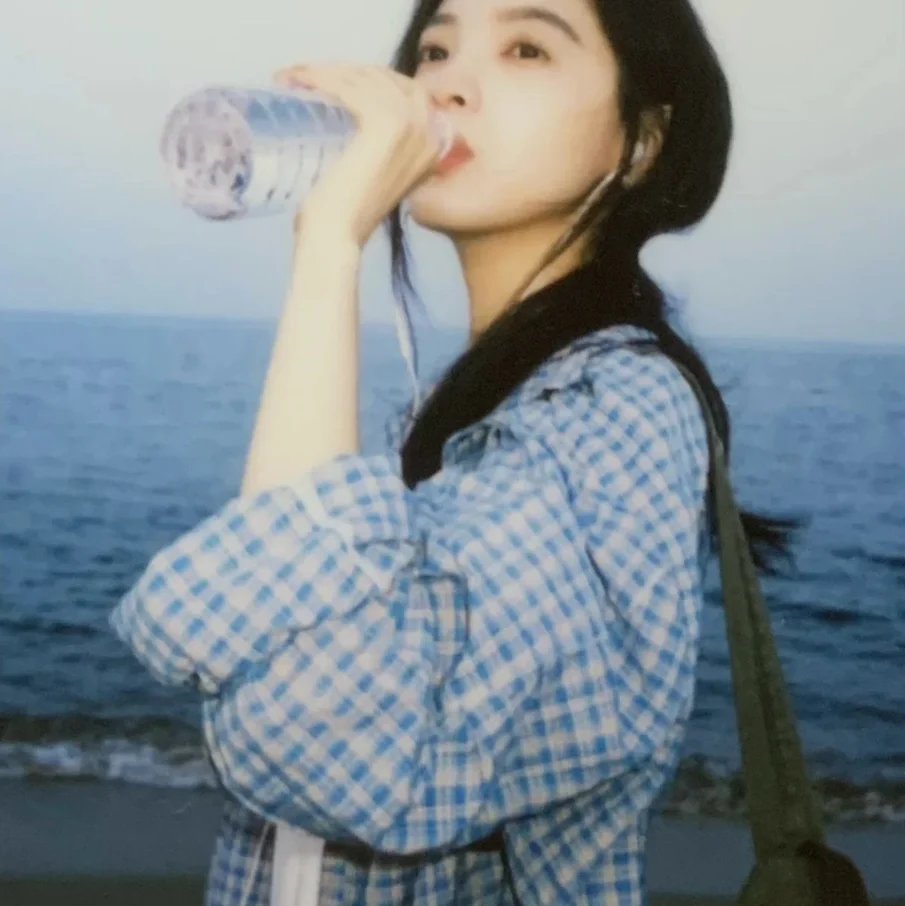 

Summer 2025 Long Sve Loose Fit Thin Plaid Sun Protection irt Casual Sle Cotton 00% Age Reduction Aosphere Sense