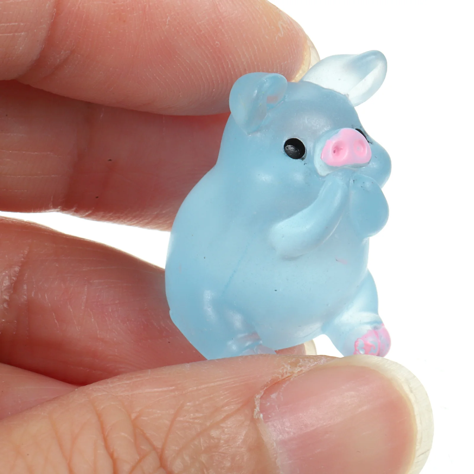 

30 шт. светящиеся мини-свинья украшения креативный миниатюрный декор в виде животных из смолы мини-садовый газон автомобиль настольное украшение свинья вечерние