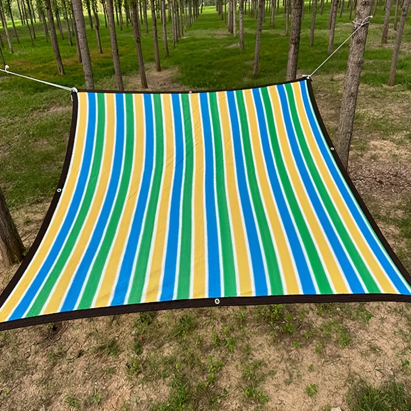 

Special Sunshade Net for Pets, Made of High-Density Polyethylene Material with Breathable Weave The Copper Buckle Design at t