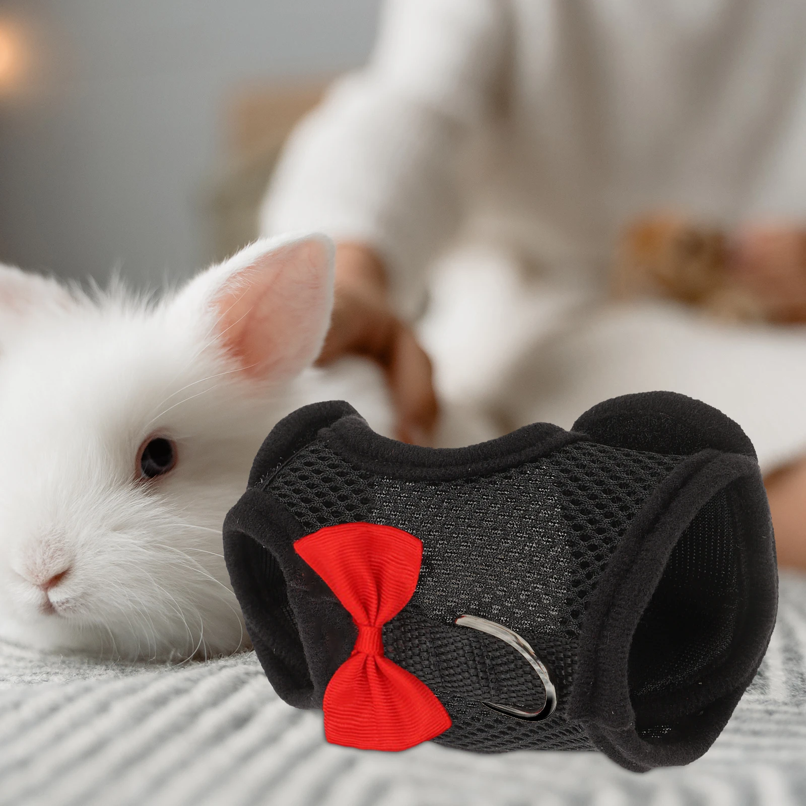 

1 set 1 Set Breathable Bunny Harness Rabbit Leash Set Small Pet Vest Outdoor Walking Supplies Guinea Pig Harness Traction Rope
