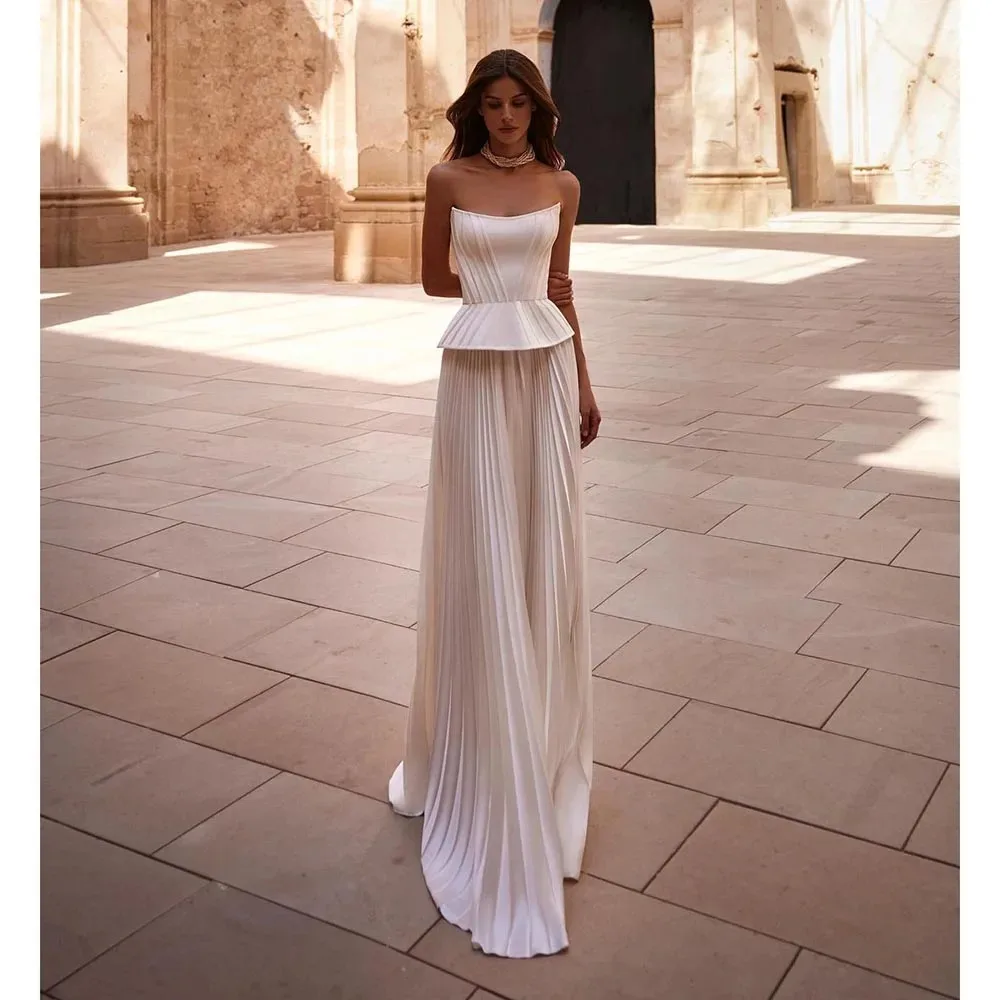 Customized Wedding Dress Strpaless Floor Length Draped Sleeveless Formal Occasion A-Line Gown For Elegant Women Bridal Dresses