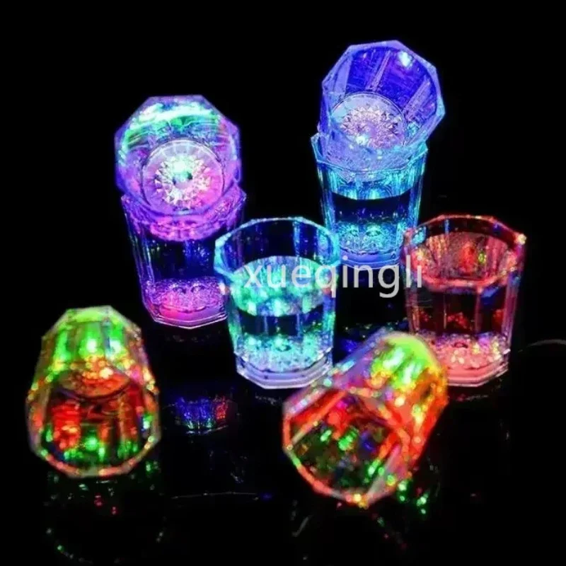 

1pc 50ml LED Flashing Cups Fun Beer Wine Drinking Transparent Plastic Mug Blinking Glowing Barware Bar Night Club Party Supplies